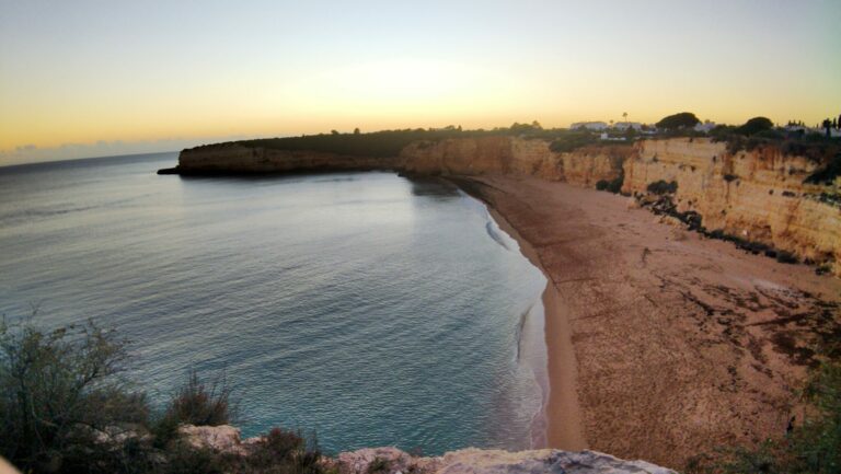 Sand City und Alvor